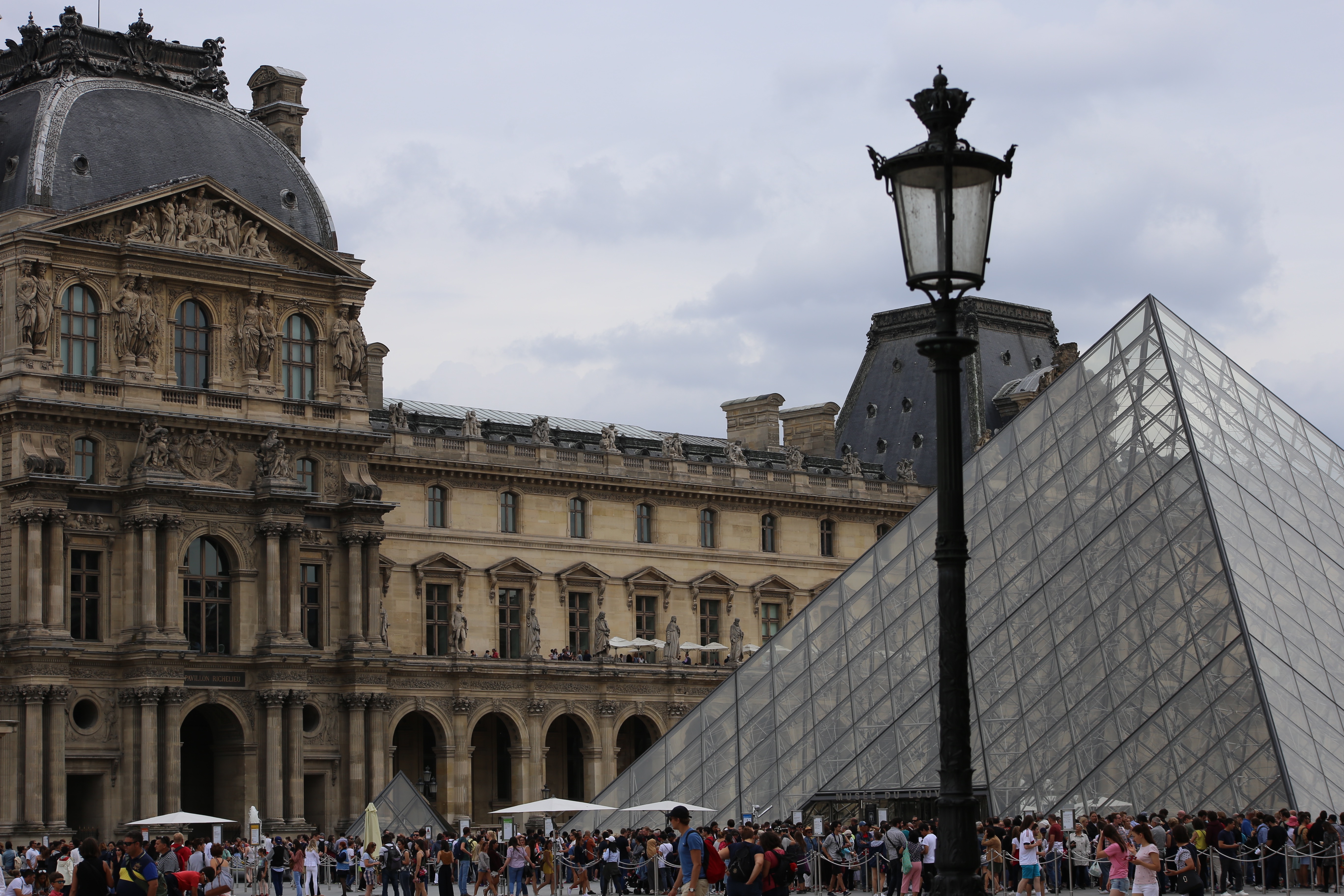 louvre-wochenende-in-paris-reiseblogger-tipps-reiseübelkeit-reisen-frankreich