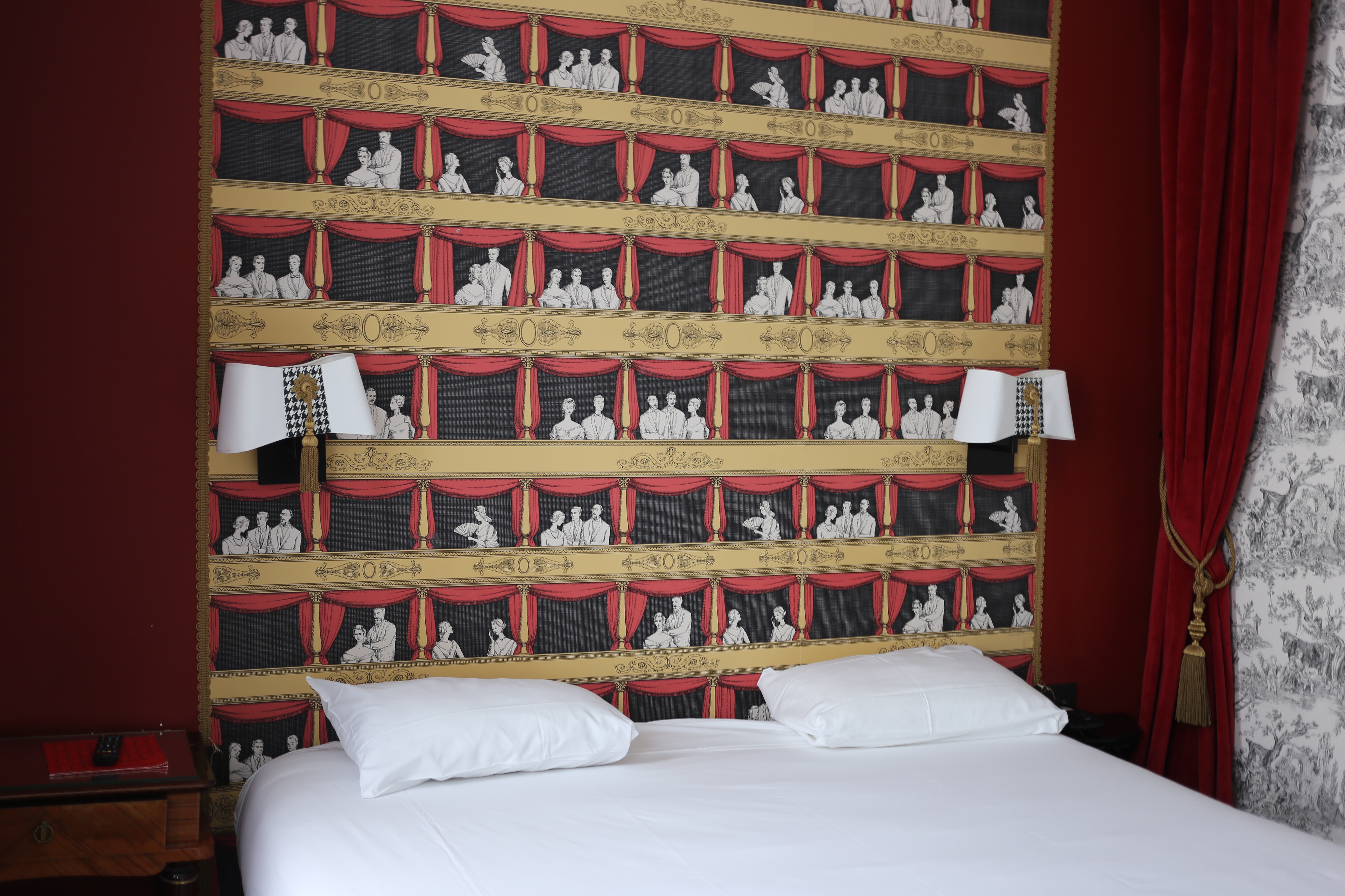 hotel-empfehlung-wochenende-in-paris-reiseblogger-tipps-reiseübelkeit-reisen-frankreich