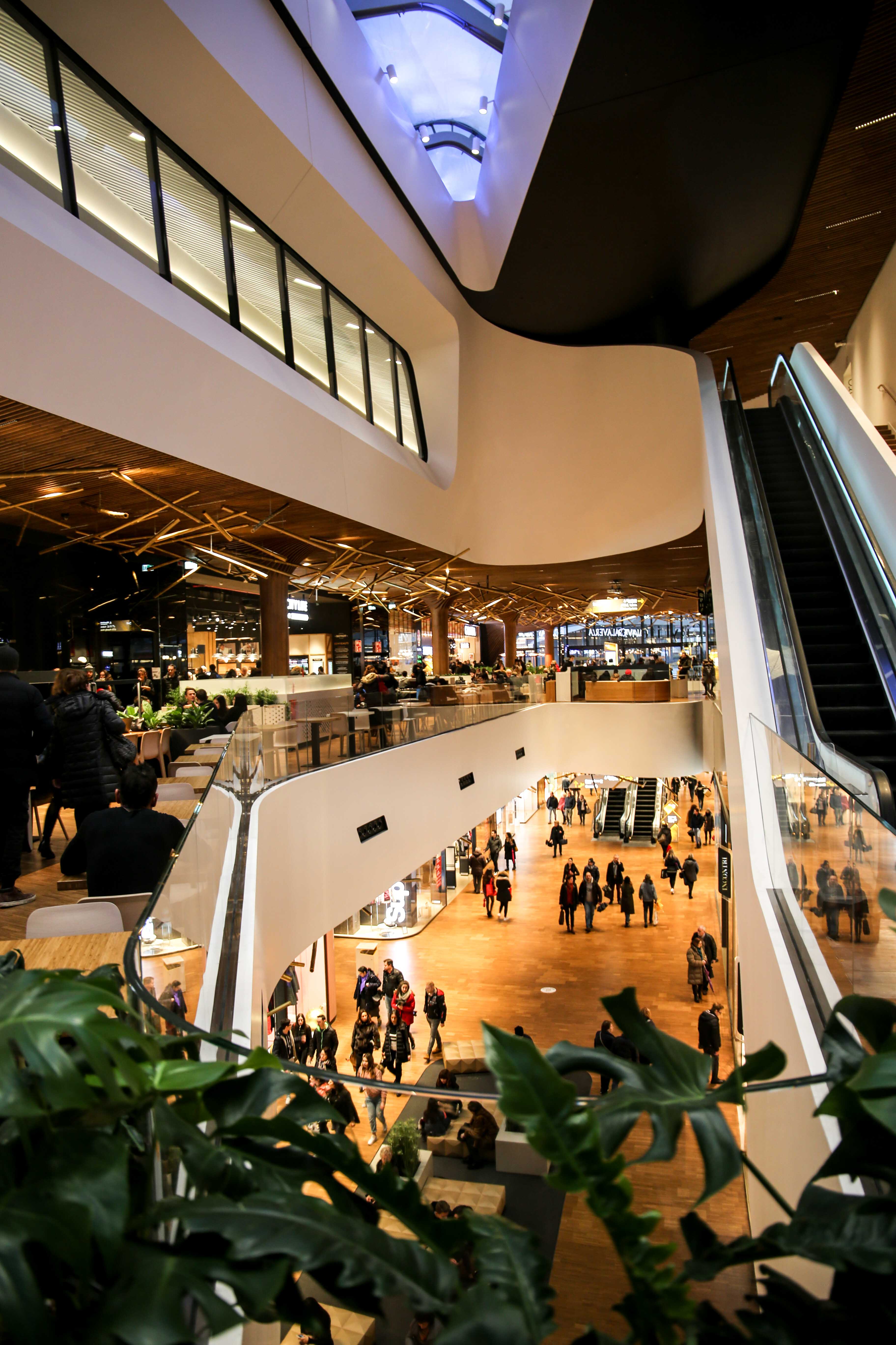 City-Life-Einkaufszentrum_Mailand_Shoppen_Einkaufen_Geschäfte_Straße_Shopping_Guide