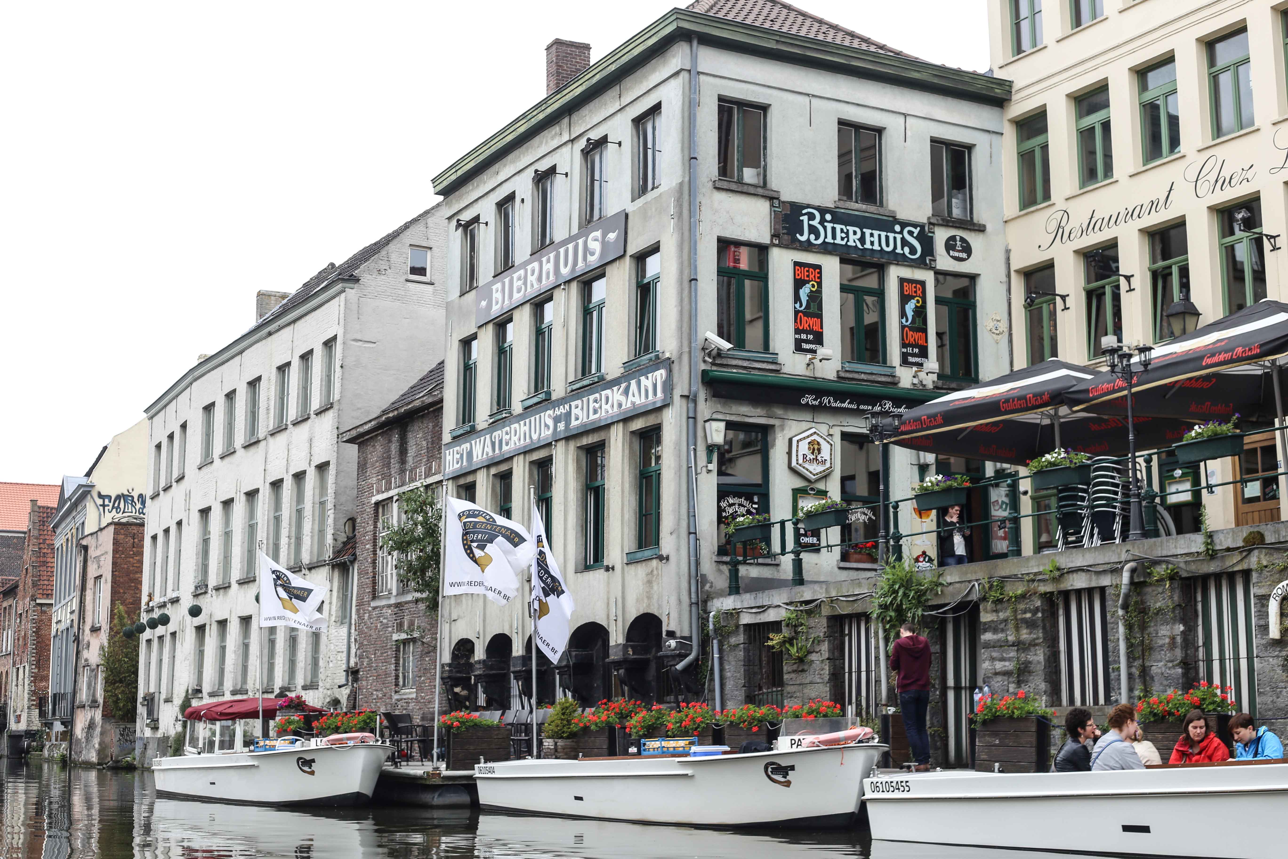 Gent-Kurztrip-Empfehlung-Sehenswürdigkeiten-Kanäle-Reiseblog-Belgien-Bootsfahrt
